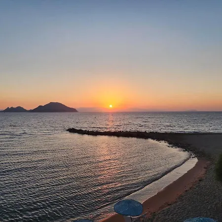 Tranquil Seaview With Private Pool In شقة *