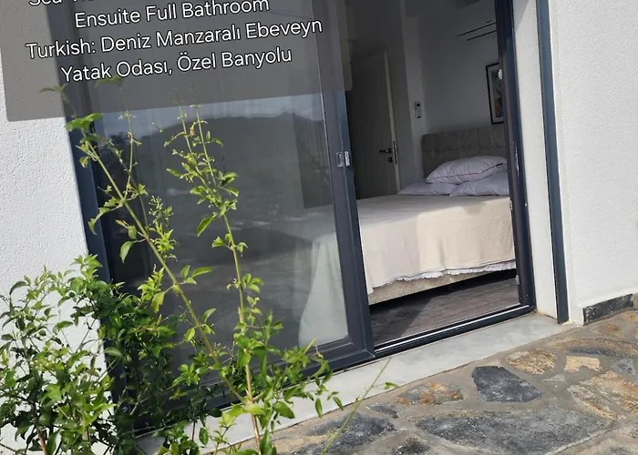 Tranquil Seaview With Private Pool In 博德鲁姆