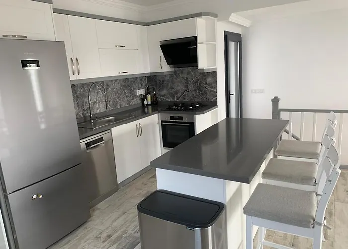 Tranquil Seaview With Private Pool In * 博德鲁姆