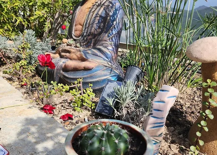 Tranquil Seaview With Private Pool In 博德鲁姆