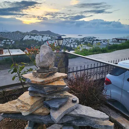 Tranquil Seaview With Private Pool In Apartman