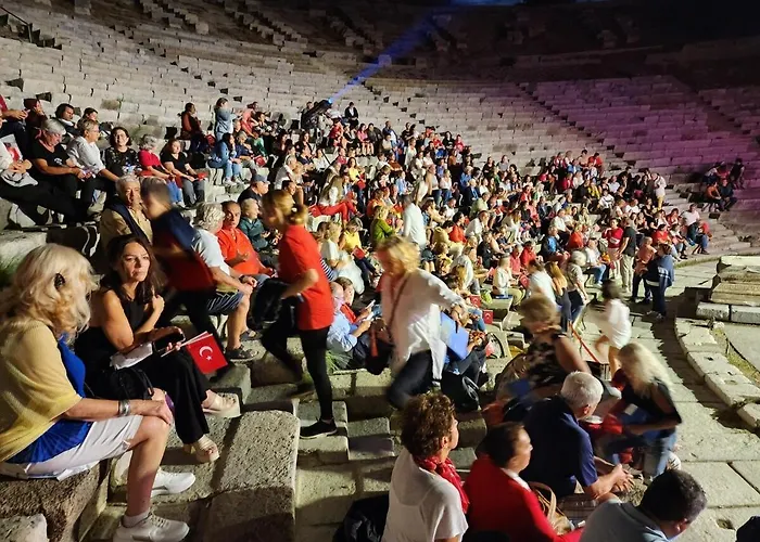 Апартаменты Tranquil Seaview With Private Pool In