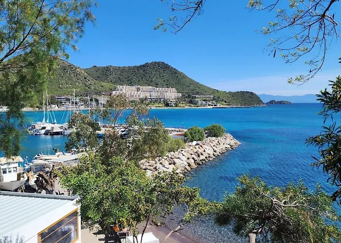 Tranquil Seaview With Private Pool In