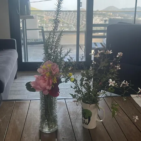 Tranquil Seaview With Private Pool In Apartment *